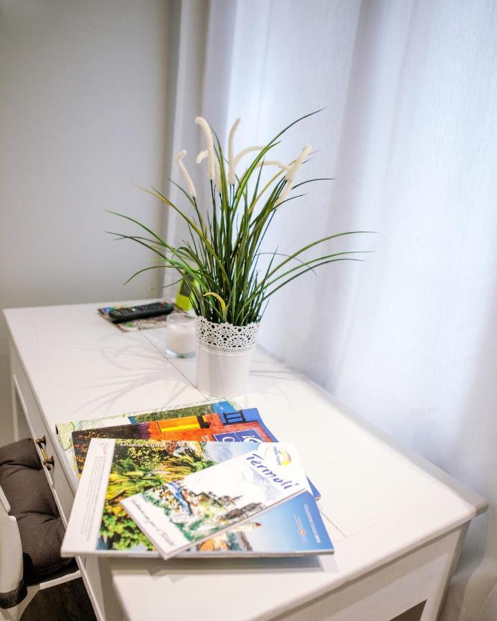 Venere Rooms แตร์โมลิ ภายนอก รูปภาพ