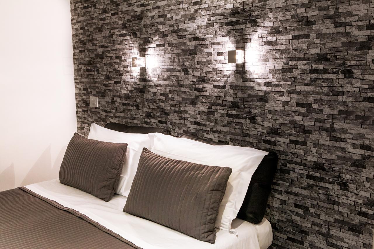 Venere Rooms แตร์โมลิ ภายนอก รูปภาพ